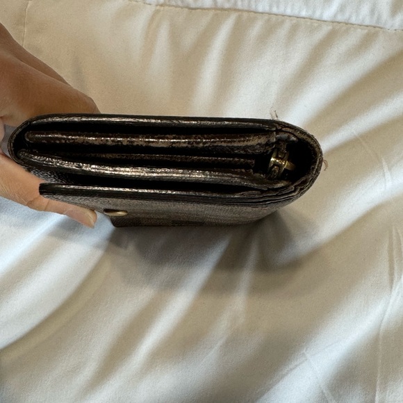 Louis Vuitton Damier Ebene Wallet - Picture 13 of 13